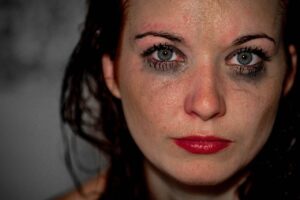 社会人1年目のバスト整形術後、痛み止めはいつまで飲むべき？