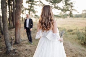 婚活中の20代が胸形成手術やブライダルインナーを使うのはいつからがベスト？