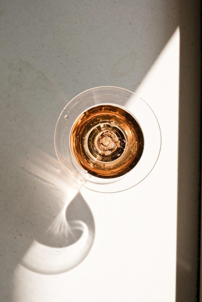専門学生が胸の形成手術前に水を飲めるのはいつまで？