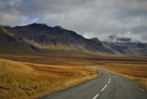 旅行前に20代が胸形成手術を受けた場合、術後何日で腕が上がる？